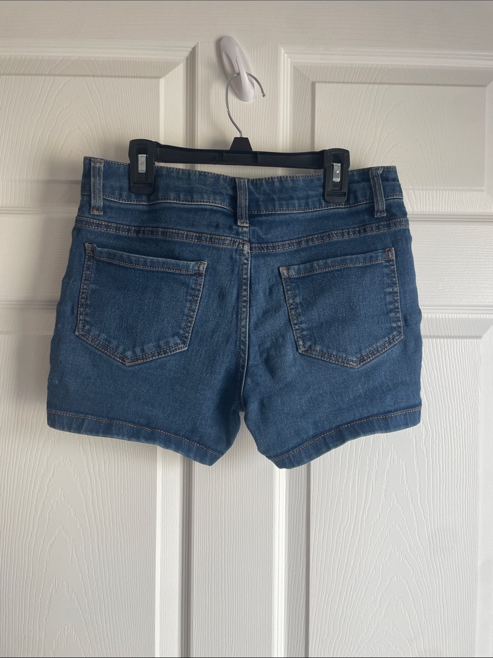Blue Stretchy Denim Jean Shorts Women’s size 6 - Picture 3 of 5